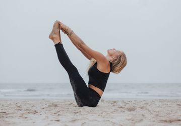 Mau Latihan Yoga di Rumah? Ikutin 5 Langkah Ini Dulu Yuk!