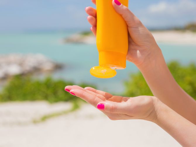 Tips Memilih Sunscreen Terbaik untuk Perlindungan Kulit dari Sinar UV