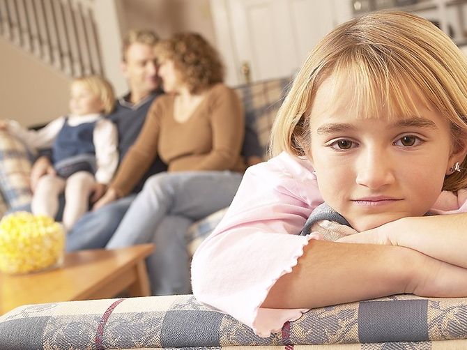 Mengenal Dampak Orangtua Pilih Kasih Pada Anak dan Cara Mencegahnya