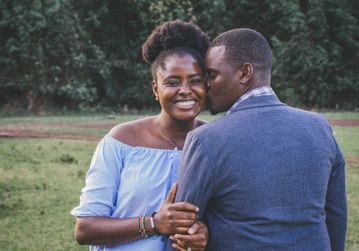 5 Tips Membuat Pasangan Tambah Sayang