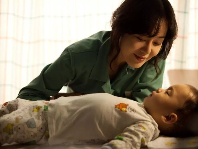 7 Film Korea Tentang Ibu yang Menginspirasi