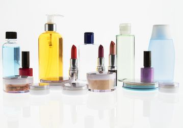 Berkenalan dengan 5 Bahan Kimia dalam Produk Kecantikan